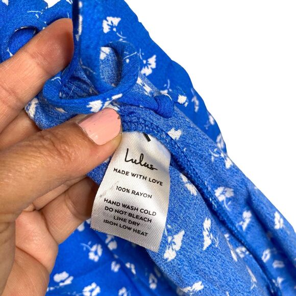 Lulus Maretta Blue and White Floral Print Wrap Midi Dress XS NWT Tie - Picture 11 of 13